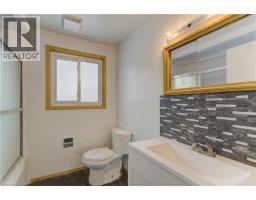 52 MONTEAGLE Crescent - 17