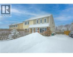 52 MONTEAGLE Crescent - 2