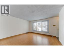 52 MONTEAGLE Crescent - 5