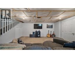 45 WILLOW Drive - 25