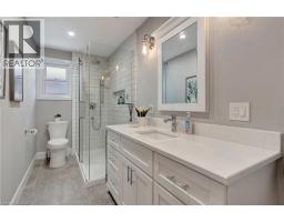 43 SUMMERHILL Crescent - 23