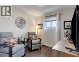 43 SUMMERHILL Crescent - 24