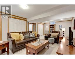 43 SUMMERHILL Crescent - 41