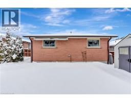 43 SUMMERHILL Crescent - 46