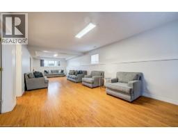 271 COLLEGE Street W - 23