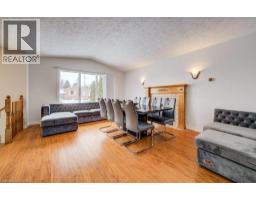 271 COLLEGE Street W - 4