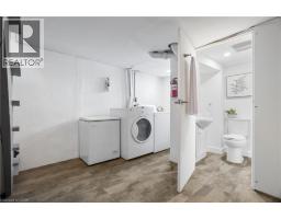 50 COLUMBIA Street W - 35