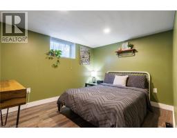 50 COLUMBIA Street W - 37