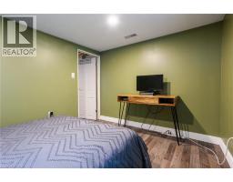 50 COLUMBIA Street W - 38