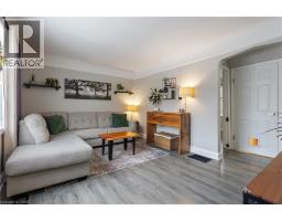 50 COLUMBIA Street W - 6