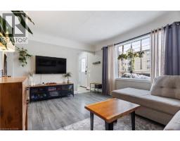 50 COLUMBIA Street W - 9