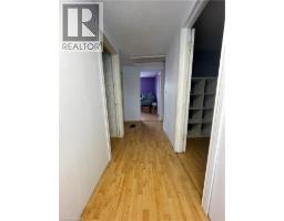 109 N HEAD Street N - 22