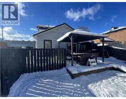 109 N HEAD Street N - 37