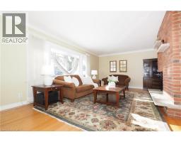 249 MURDOCK Avenue - 6