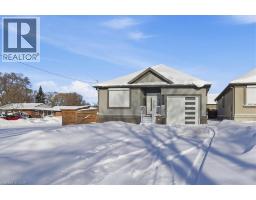 404 MONTROSE Street N - 3