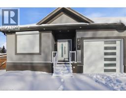 404 MONTROSE Street N - 37