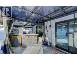 23 MICHELLE Court - 40