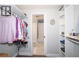 20 FIELDSTONE Walk - 25