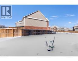 570 LINDEN Drive UnitNo. 3 - 15