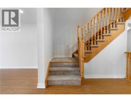 570 LINDEN Drive UnitNo. 3 - 16