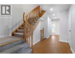 570 LINDEN Drive UnitNo. 3 - 3