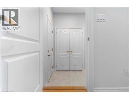 570 LINDEN Drive UnitNo. 3 - 4