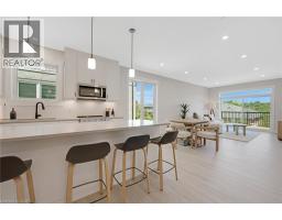 52 MOON Crescent - 12