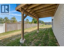 52 MOON Crescent - 29