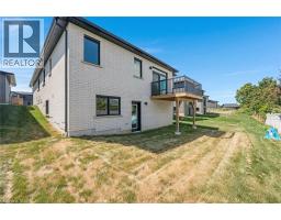 52 MOON Crescent - 31