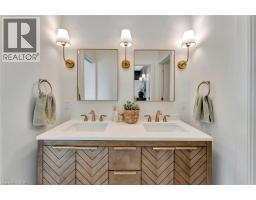 10 MACNEIL Court - 20