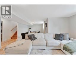 10 MACNEIL Court - 31