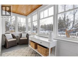 320 WHITMORE Drive - 42