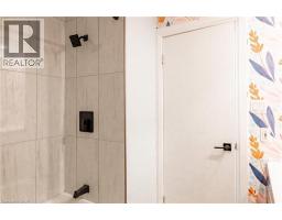 55 SUFFOLK Avenue - 19