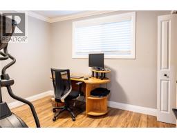 55 SUFFOLK Avenue - 21