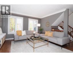 17 GROSVENOR Lane UnitNo. n/a - 15