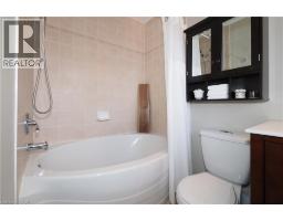 17 GROSVENOR Lane UnitNo. n/a - 33