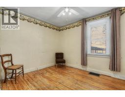 124 WINSTON Boulevard - 14