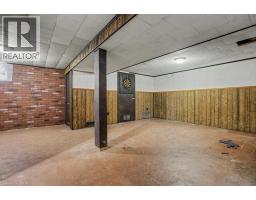 124 WINSTON Boulevard - 26