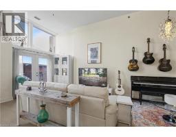 276 W KING Street W UnitNo. 213 - 6