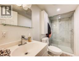 284 WESTCOURT Place - 22