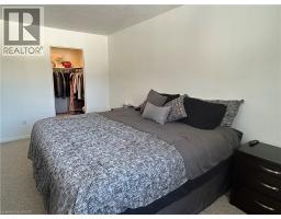 36 ANGELA Crescent - 23