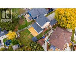 36 ANGELA Crescent - 39