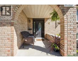 582 SKYLARK Road - 4
