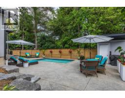 60 PARKER Avenue - 25