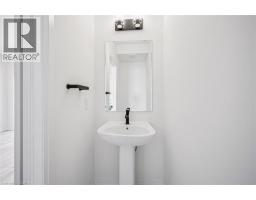 525 ERINBROOK Drive UnitNo. C061 - 15