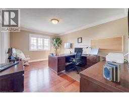 7 JOHN ROSS Court - 31