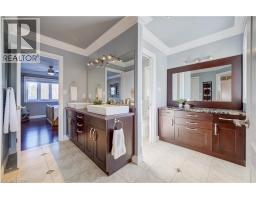 7 JOHN ROSS Court - 32