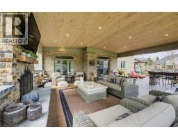 7 JOHN ROSS Court - 42