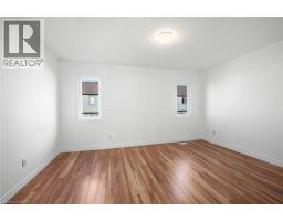 10 FOXGLOVE Crescent UnitNo. 18 - 11