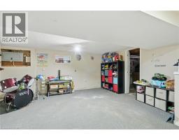 17 STRAWBERRY Lane - 18